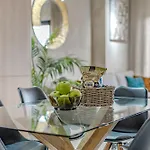 Paraiso Terrace 아파트