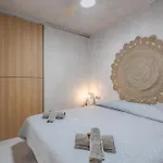 Paraiso Terrace 아파트 *